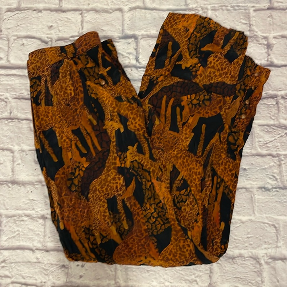Farm Rio NWT Large Giraffe Flowy Pants with Buttons